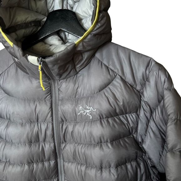 Arc’teryx Cerium LT Hoody Womens Large - Picture 2 of 5